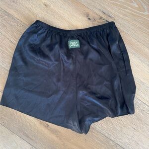 Daily drills silky shorts